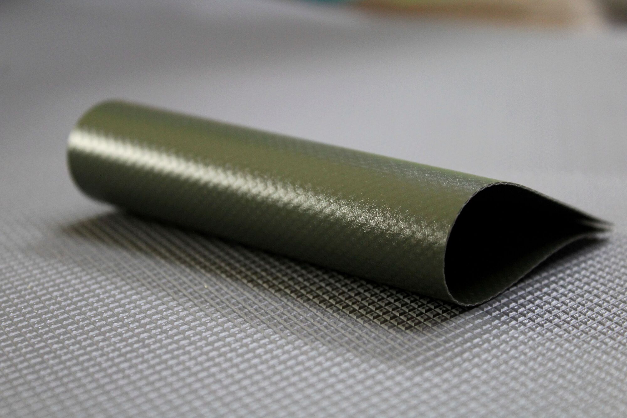 Тентовая ткань ПВХ Sealtex оптом 650 гр/м2, размер 2.5х65м хаки (Ral 6003)